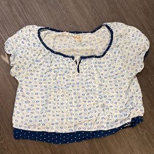 Hollister summer t-shirt